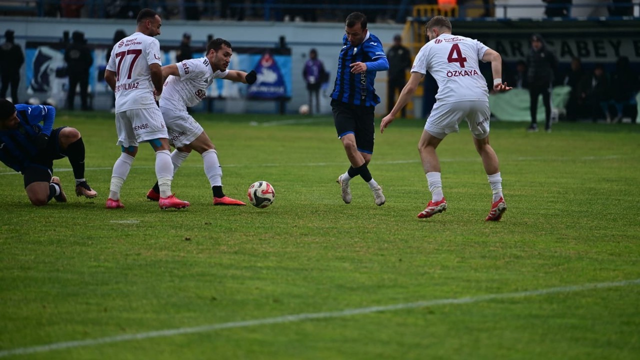 TFF 2. Lig: Karacabey Belediyespor: 0 - İnegölspor : 1
