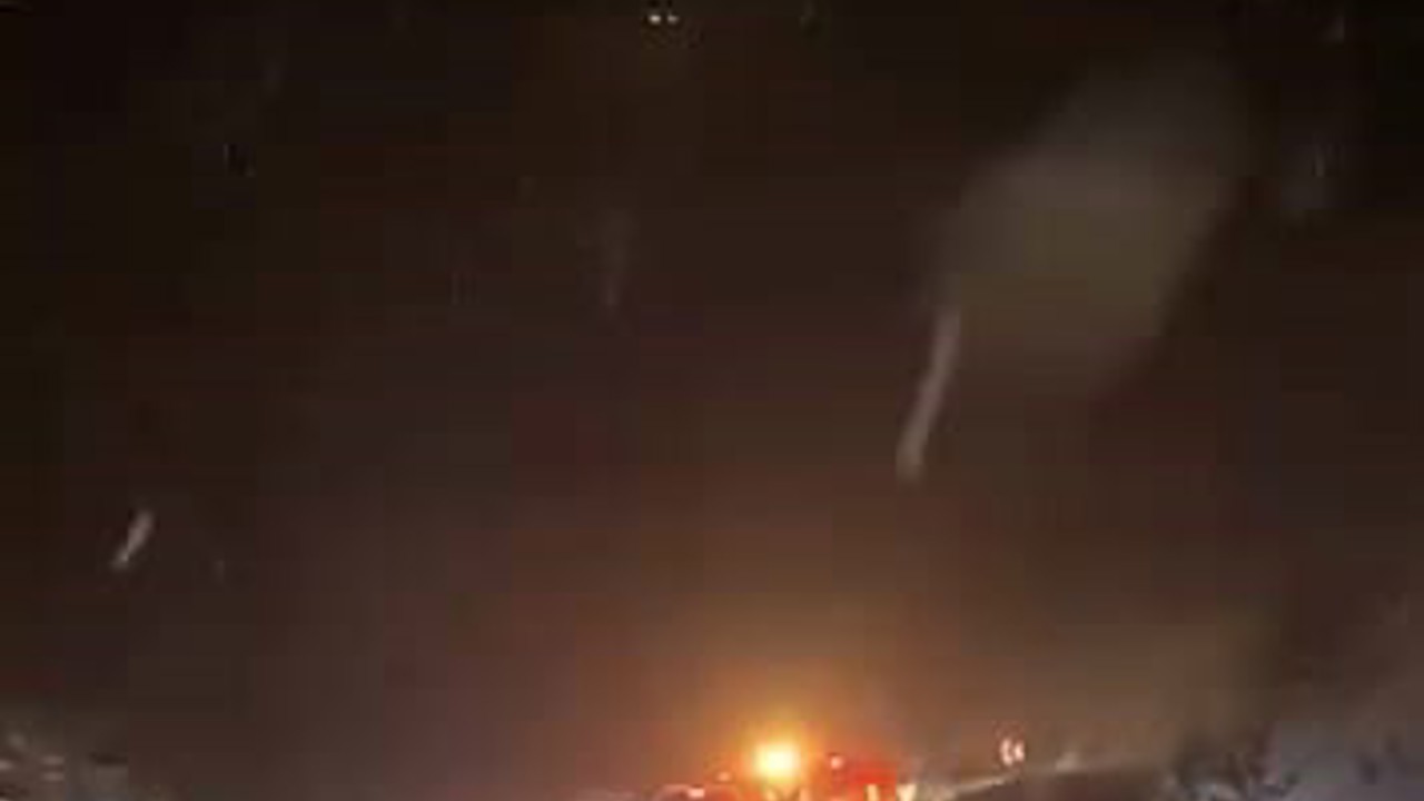 Oylat Kaplıcaları’nda 20 araç yolda mahsur kaldı
