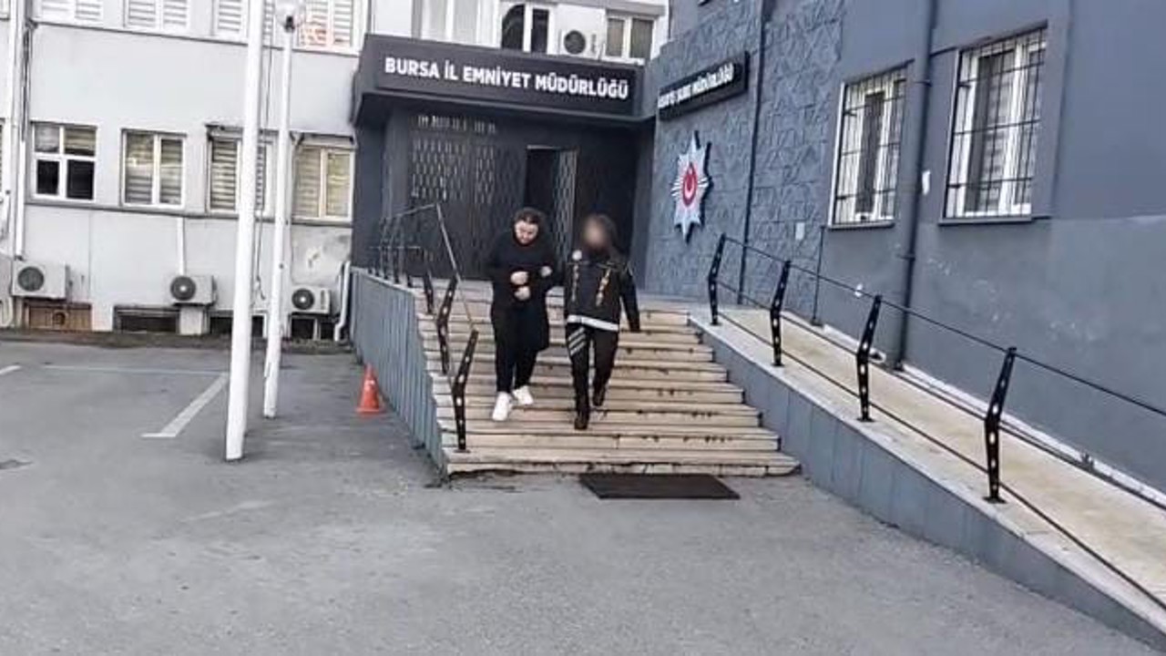 Bursa’da uyuşturucu ticareti suçundan aranan 3 kişi yakalandı
