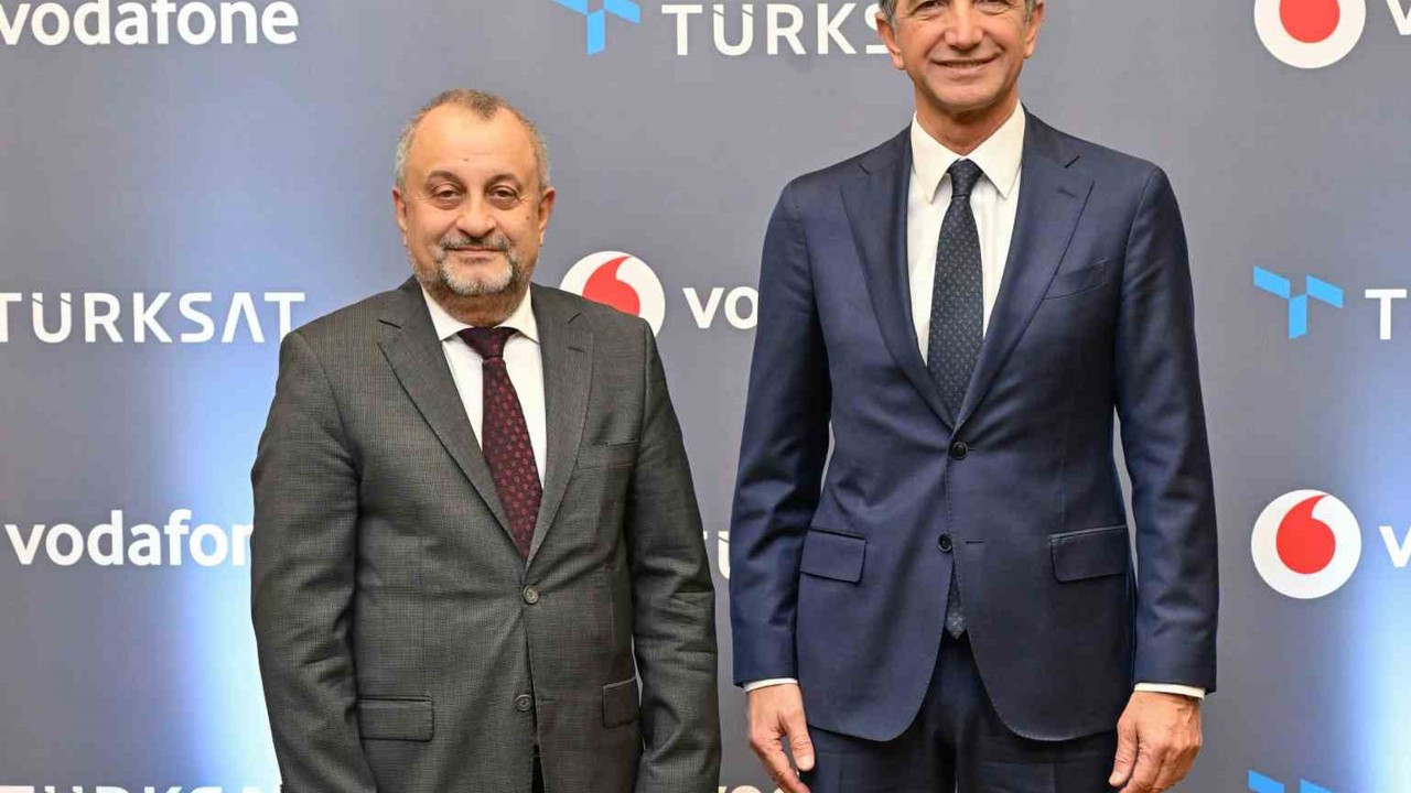 Türksat ve Vodafone’dan fiber altyapıda stratejik iş birliği
