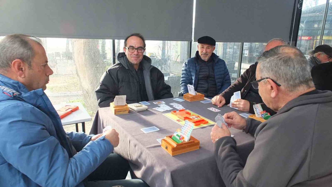 Burhaniye Kuzey Ege’de Briç sporunun merkezi oldu
