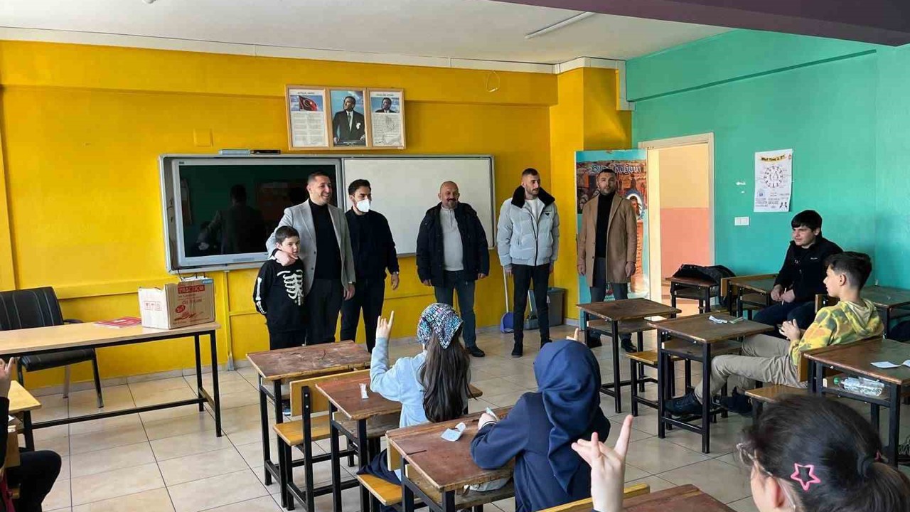 Kayseri Ülkü Ocakları’ndan Türk gençliğine büyük sağlık hamlesi: 2 bin öğrenciye sağlık taraması
