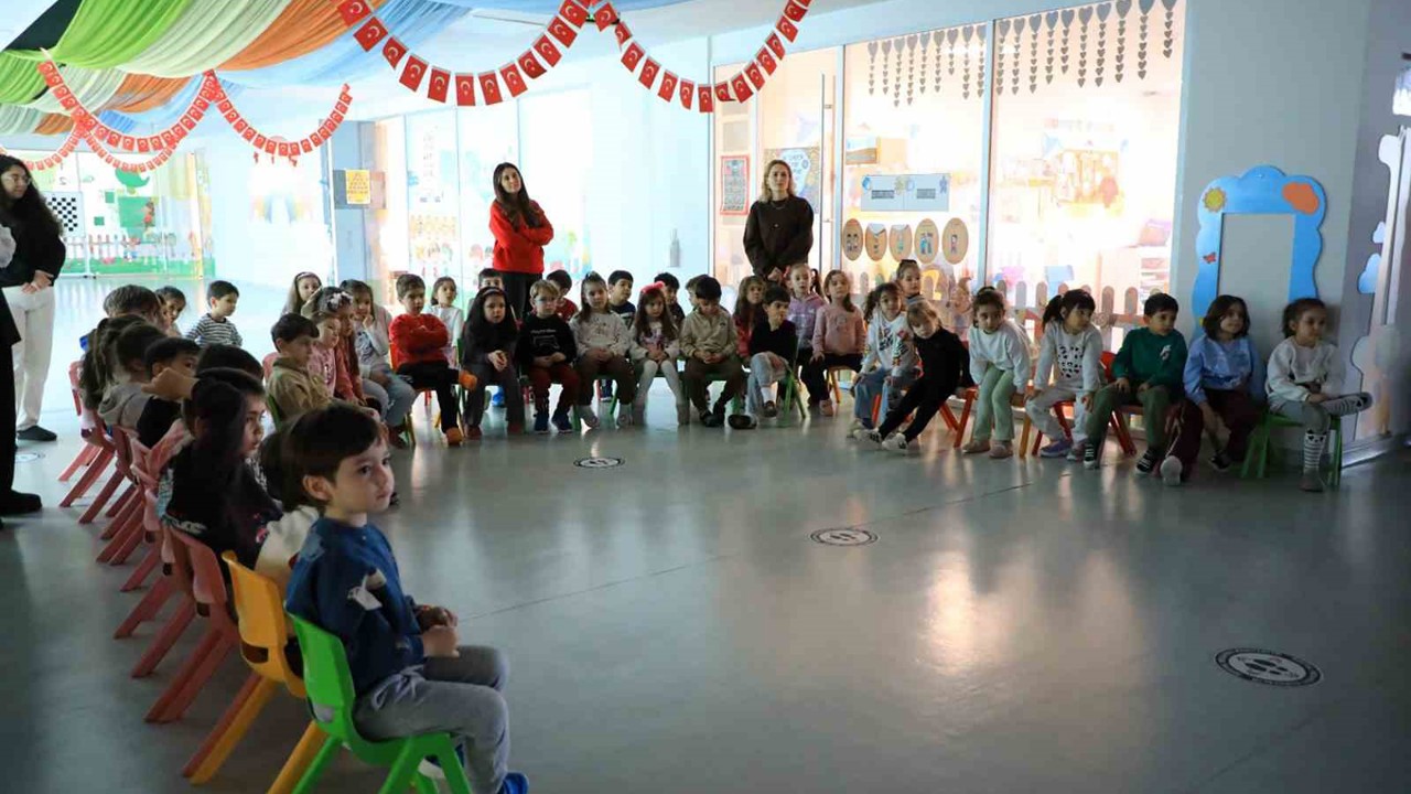 Miniklere ağız ve diş sağlığı eğitimi
