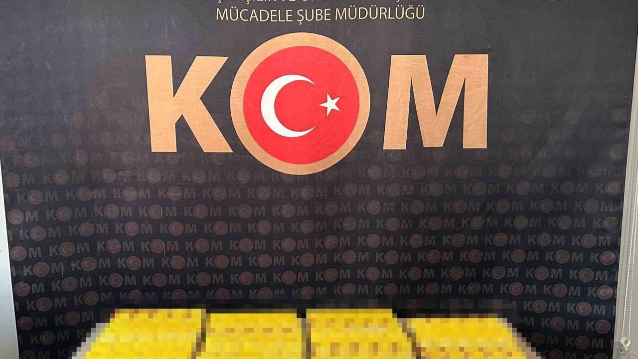 Şırnak’ta silah, uyuşturucu ve milyonluk kaçak mal ele geçirildi
