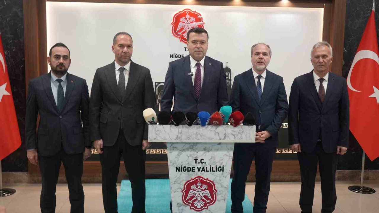 Niğde Valisi Nedim Akmeşe görevine başladı
