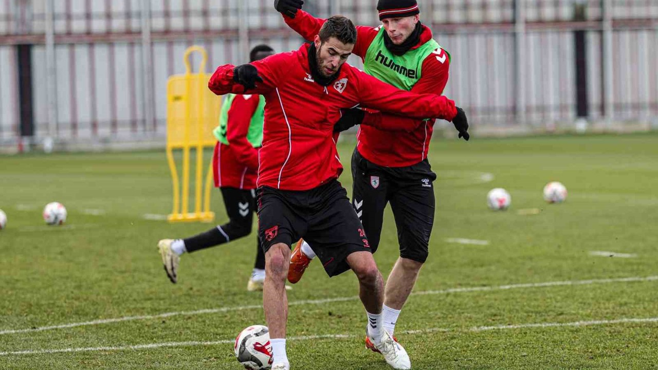 Samsunspor, Kocaelispor maçı hazırlıklarına başladı
