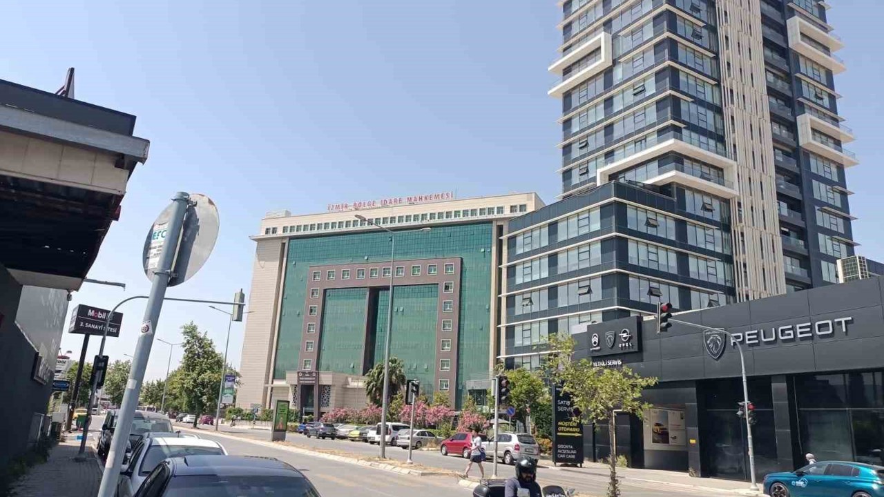 İzmir’deki rüşvet davasında yeni gelişme: Tutuklu sanıklara adli kontrol
