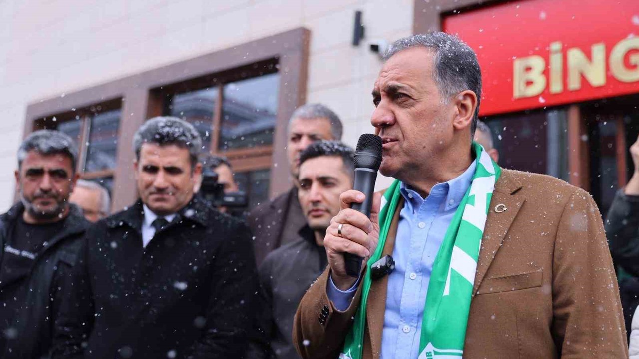 Bingöl Valisi Usta’dan duygusal veda: "Çok güzel bir şehirde valilik yaptım"
