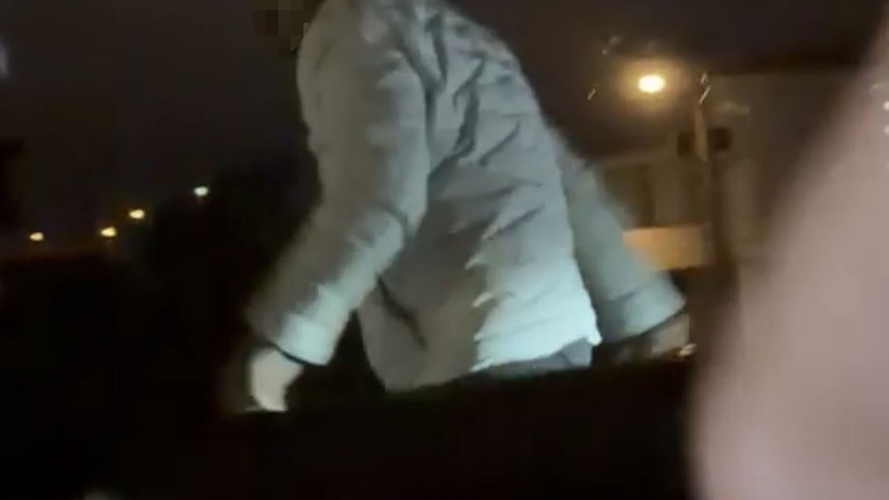 Yol verme tartışmasında 2 kişiyi bıçakla yaralayan şahıs tutuklandı
