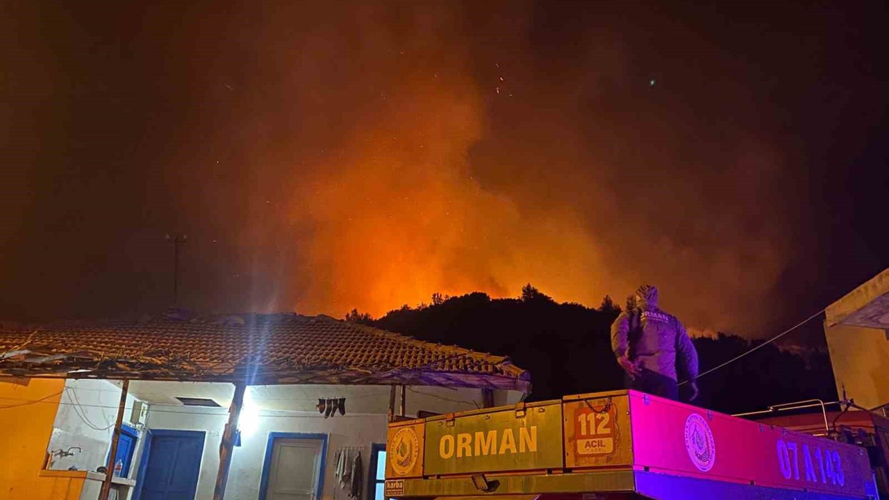 Antalya’da orman yangını
