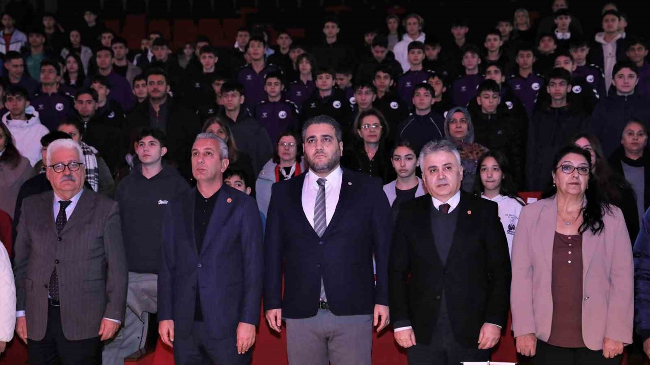 Keçiören Belediyesi’nden genç sporcular için "Sağlıklı Zihin, Güçlü Beden" sempozyumu
