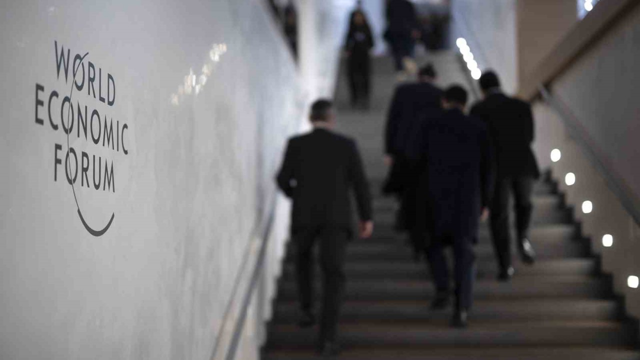 Davos’taki zirveye sarsılan dünya düzeni damga vuruyor
