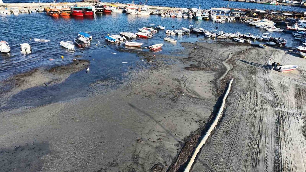 Tekirdağ’da deniz çekildi
