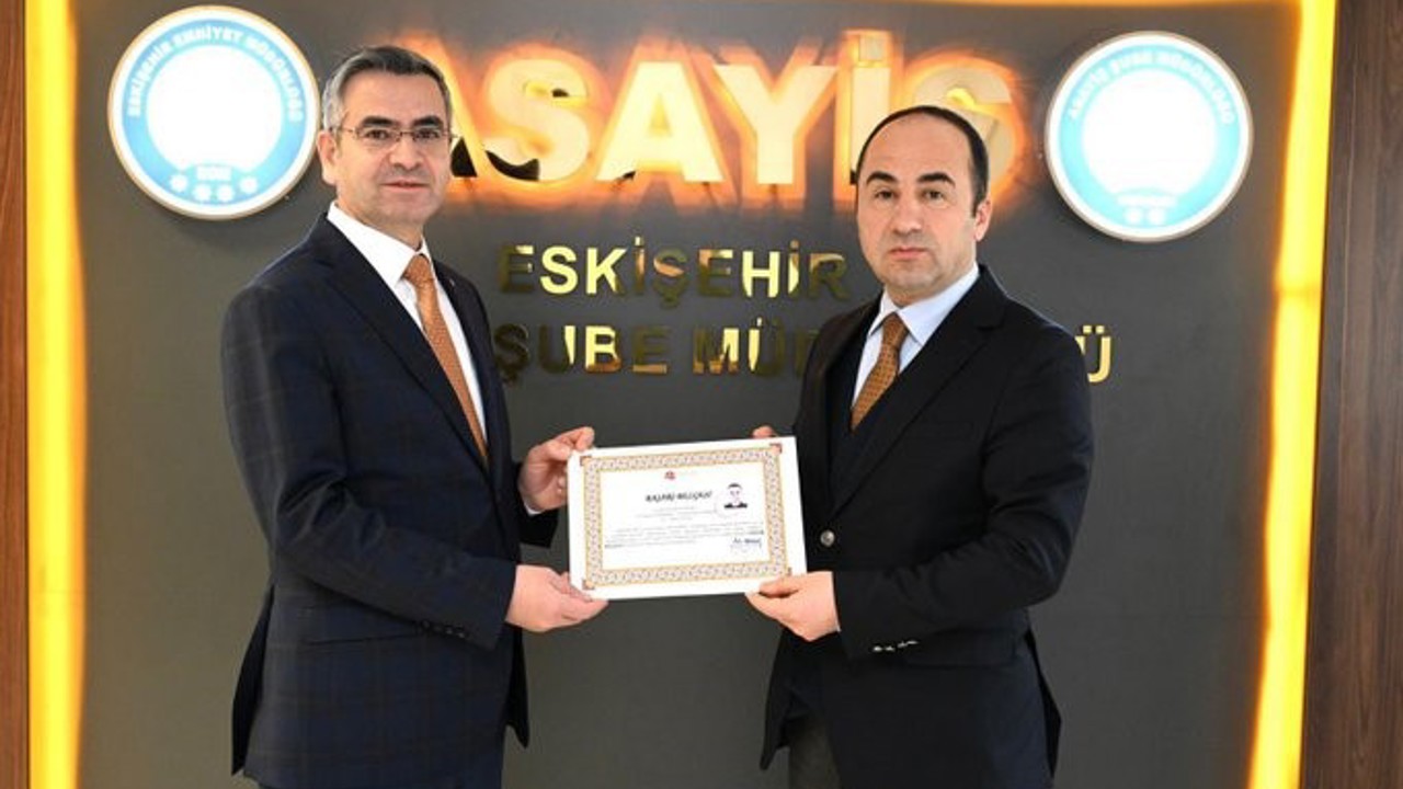 Emniyet Müdürü Yılmaz’dan başarılı personele ödül
