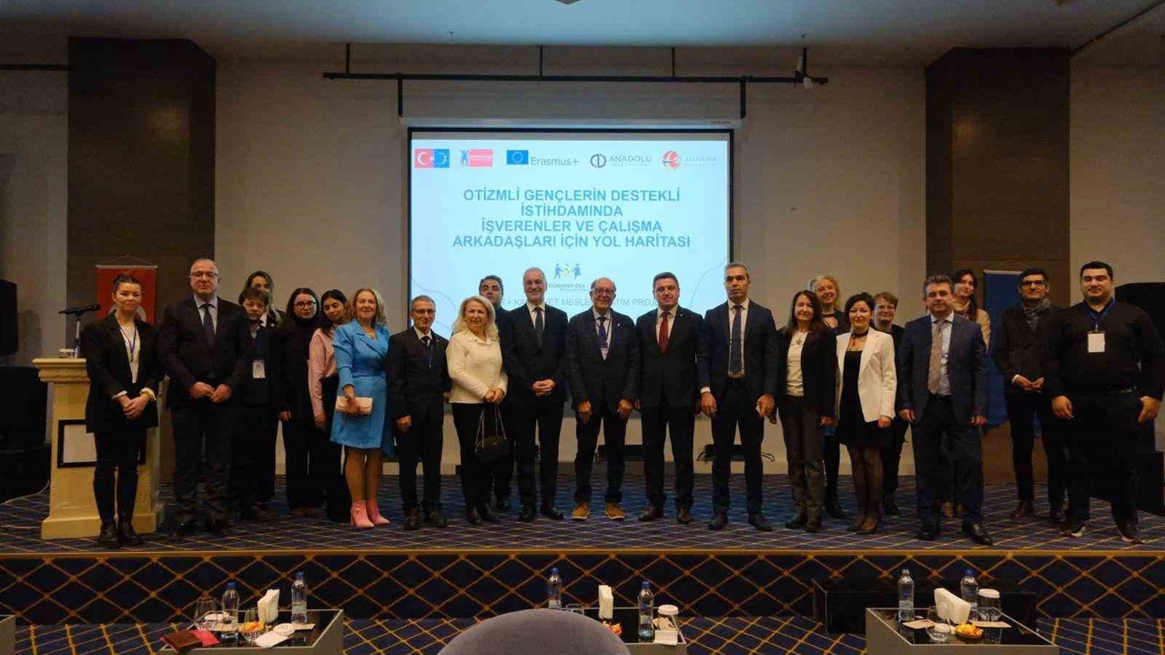 Otizmli gençlerin istihdamı için hazırlanan yol haritası tanıtıldı
