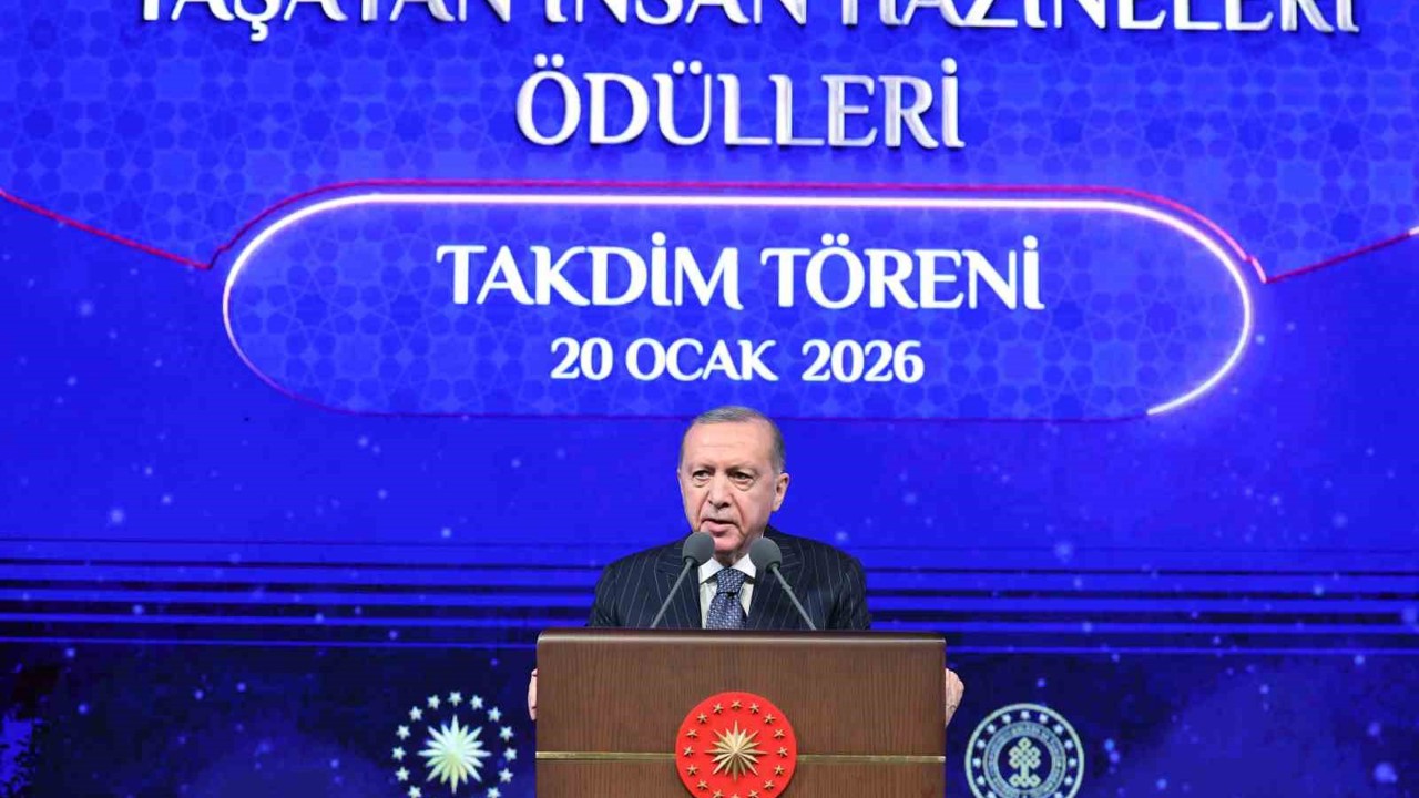 Cumhurbaşkanı Erdoğan: "Son 23 yılda yurt dışına kaçırılan 13 bin 448 eserin ülkemize iadesini sağladık"
