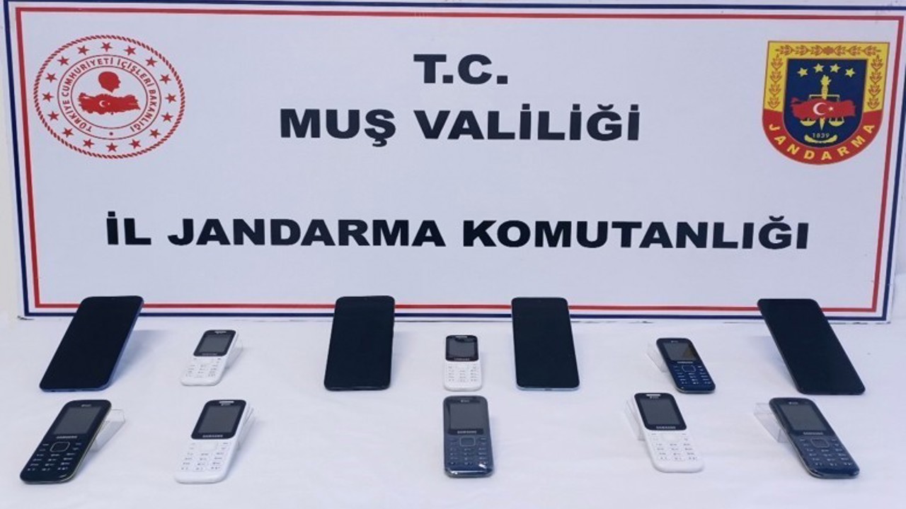 Muş’ta kaçak cep telefonu operasyonu
