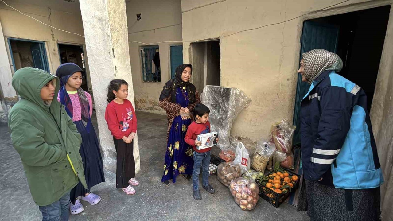 Eyyübiye’de yetimlerin yüzü güldü

