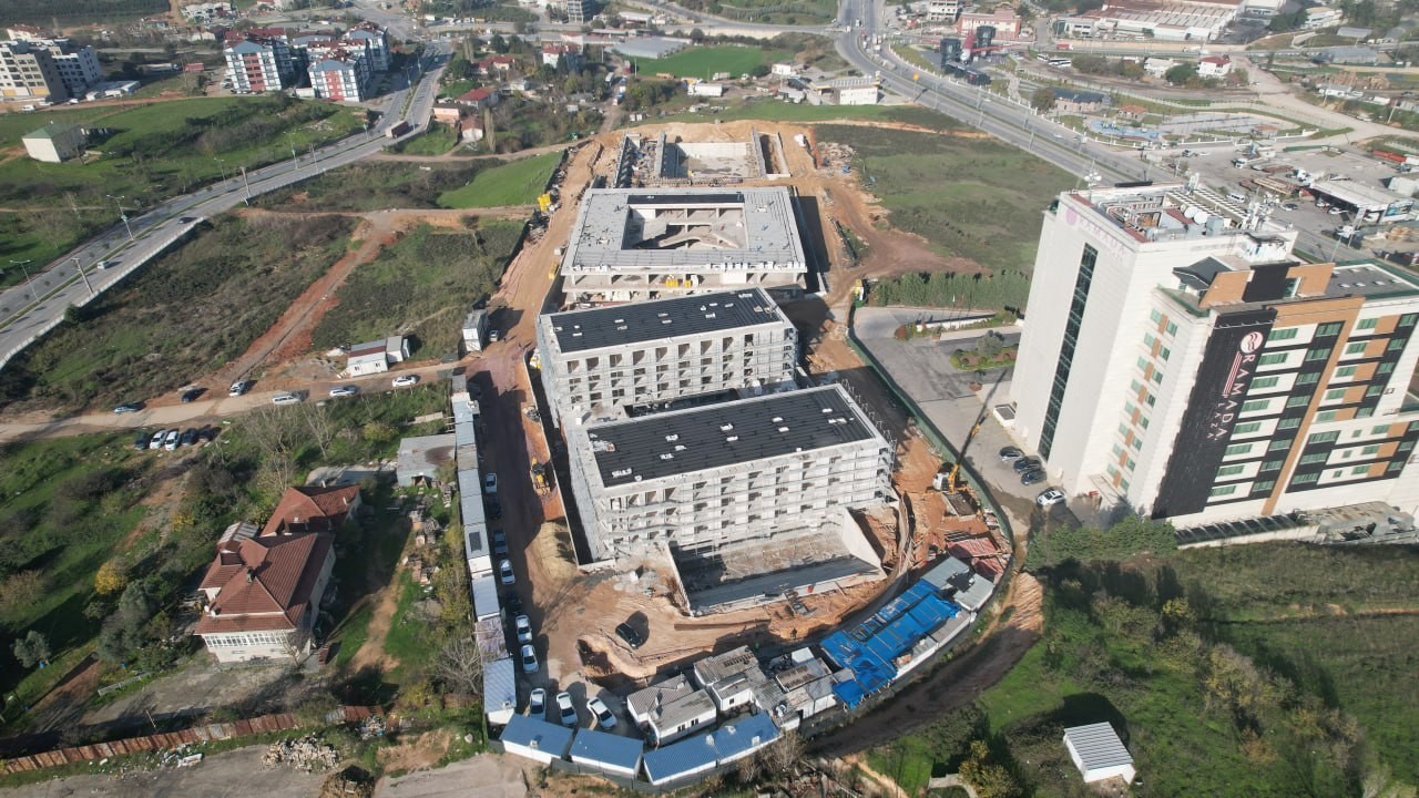 Çayırova Spor Lisesi inşaatında çalışmalar sürüyor
