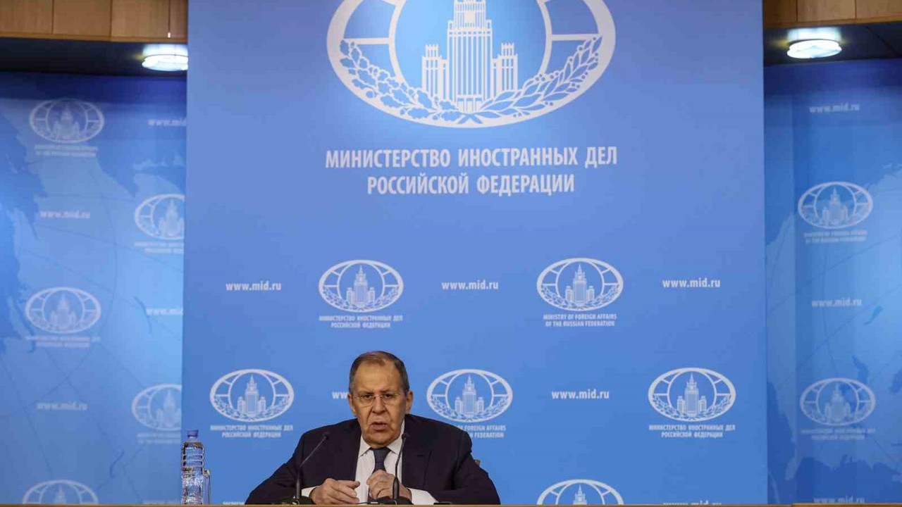 Lavrov: "ABD, Rusya ve Çin’in Grönland’ı ele geçirme planı olmadığını çok iyi biliyor"
