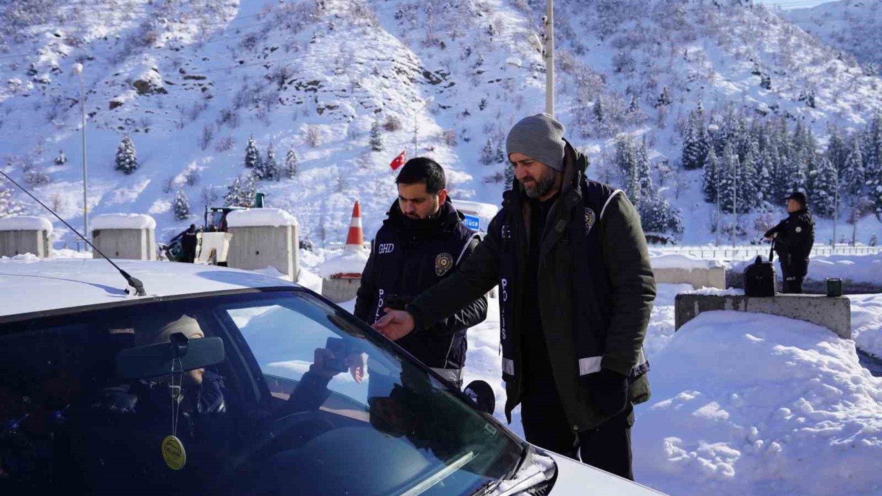Tunceli’de düzensiz göçle mücadelede huzur uygulaması yapıldı
