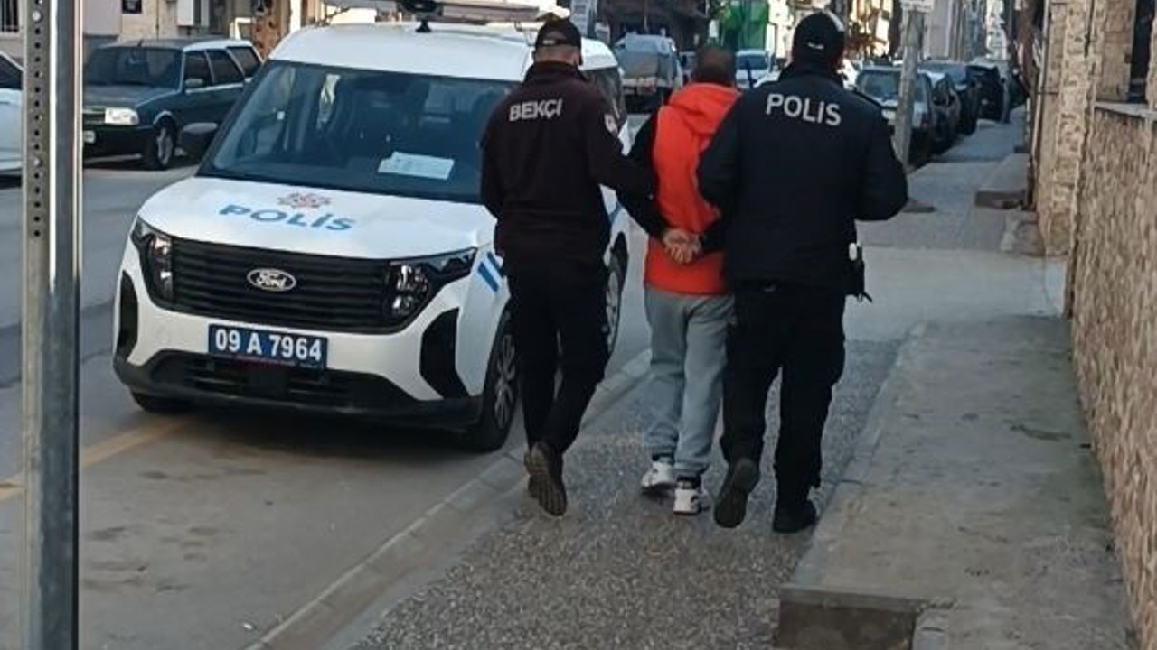 Tartıştığı kişiyi pompalı tüfek ile vurdu, polisten kaçamadı
