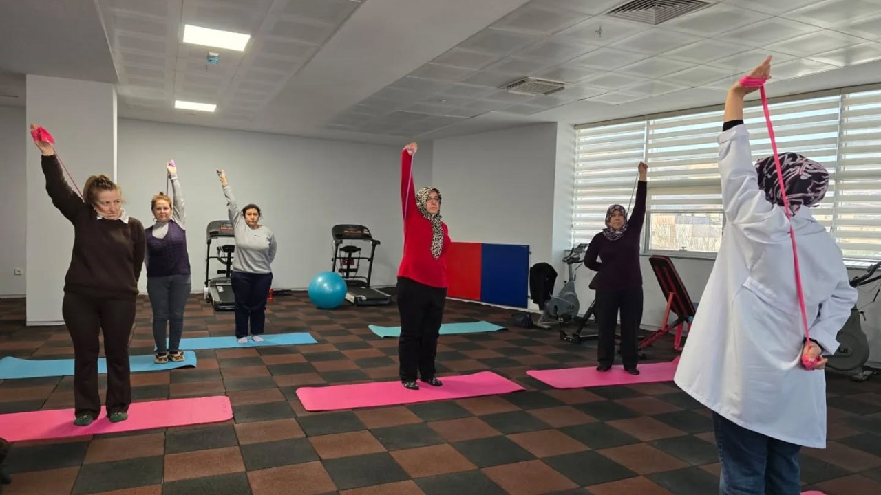 Nazilli’de kadınlar güne sporla başlıyor
