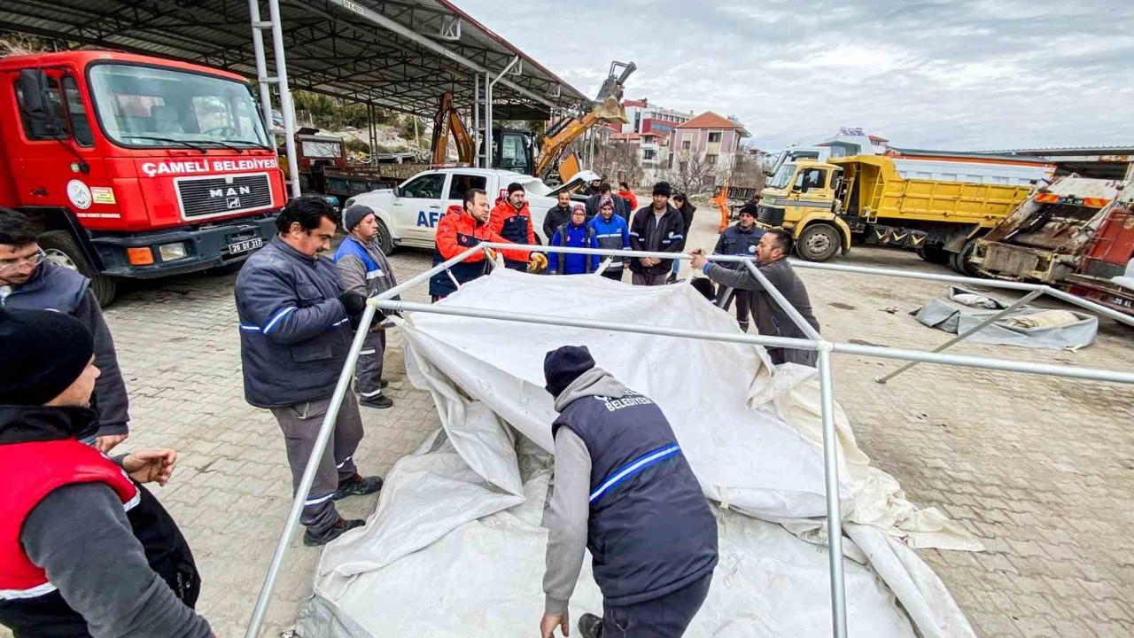 Çameli Belediyesi Yerel Destek Ekibine AFAD’dan çadır kurma eğitimi verildi
