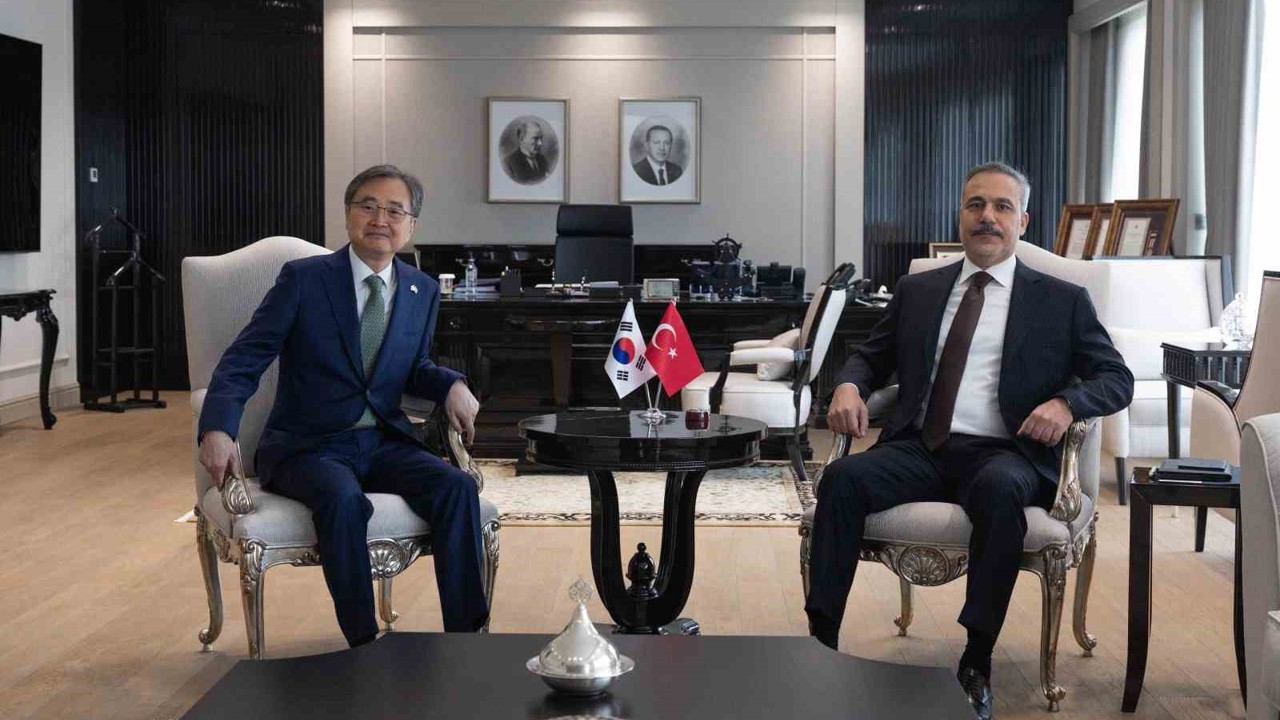 Bakan Fidan, Koreli mevkidaşı Cho Hyun ile görüştü
