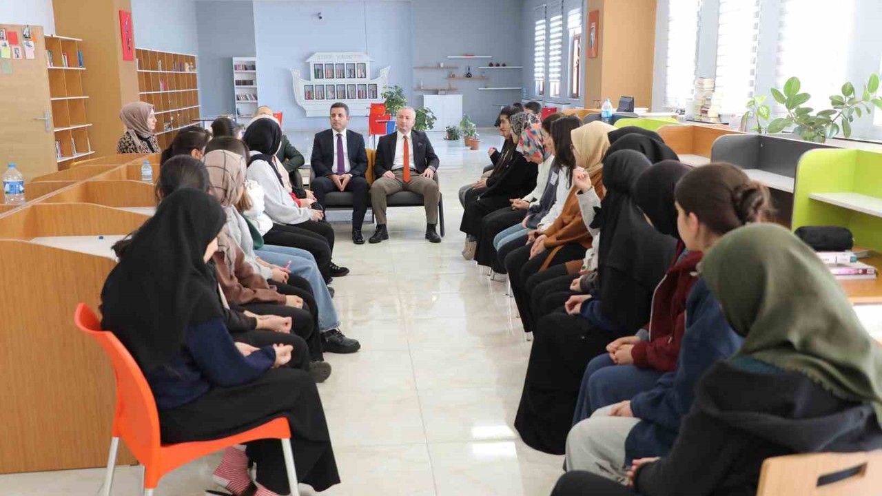 Ağrı’da 12. sınıf öğrencilerine üniversite sınavı hazırlık kampı
