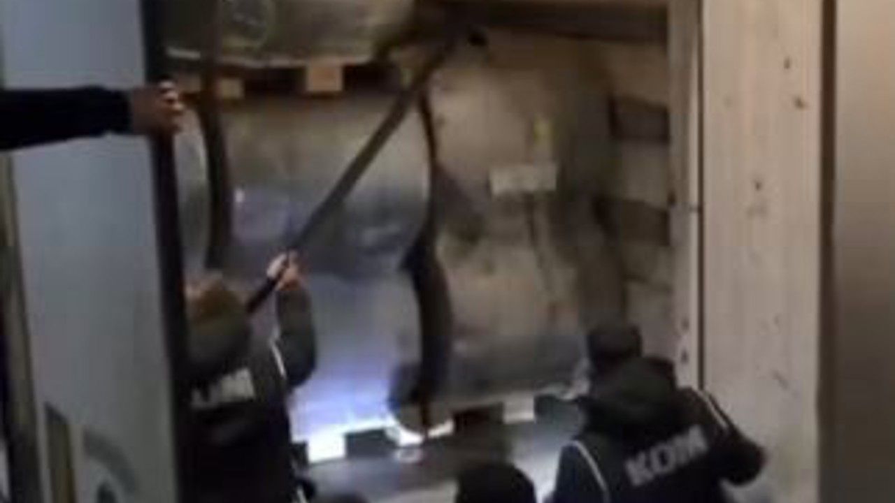 Gürcistan’a kaçmaya çalışan şahıslar Artvin’de yakalandı
