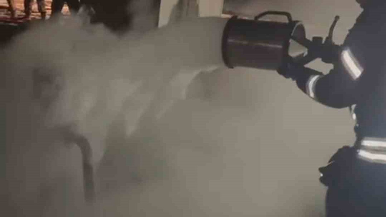 Batman’da petrol kuyusunda çıkan yangın söndürüldü
