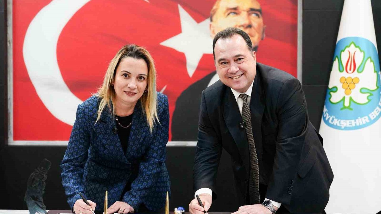 Manisa’da emeklilerin ilaç katkı paylarını belediye karşılayacak
