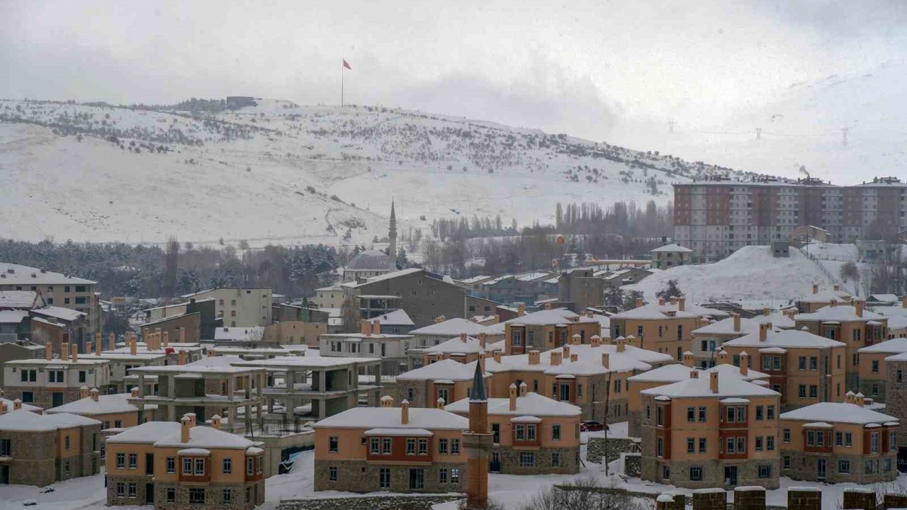 Erzurum’da bir yılda 12 bin 186  konut satıldı
