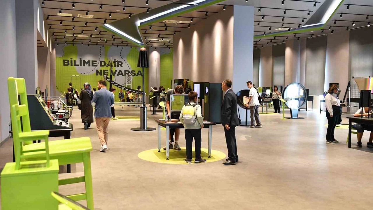 Alev Alatlı Bilim Merkezi’nde sömestir yoğunluğu
