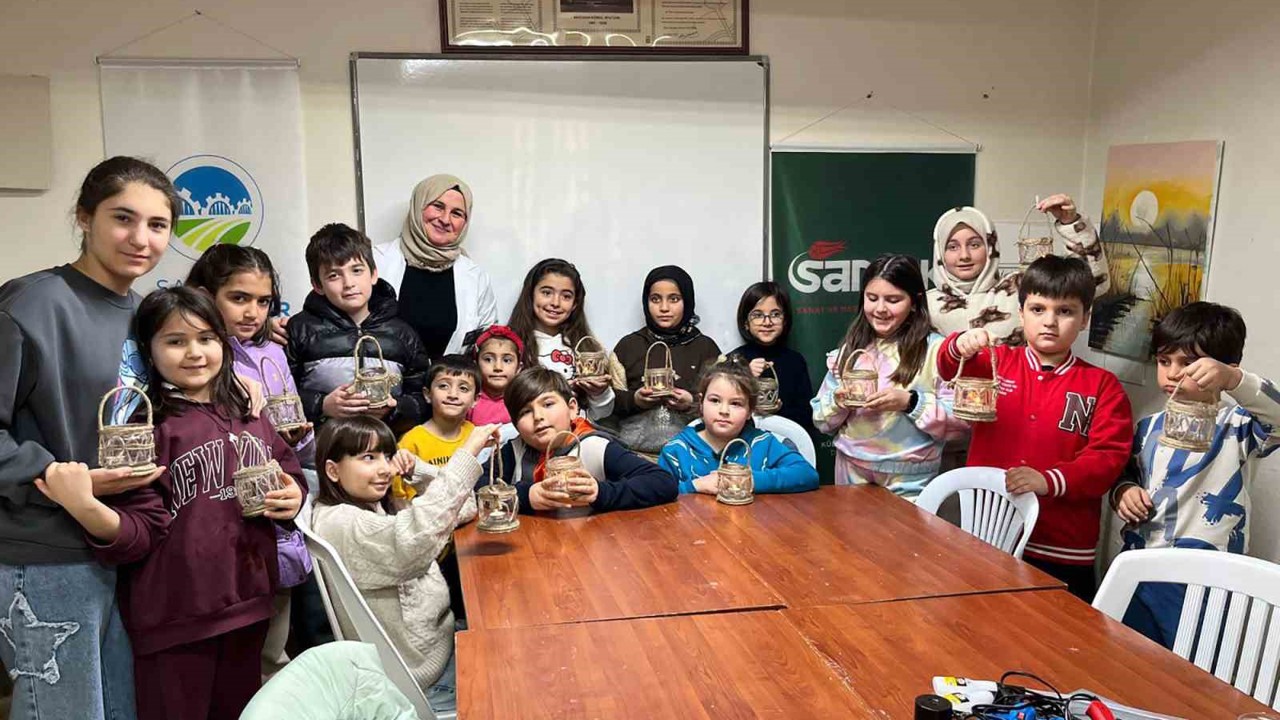 Öğrenciler ara tatilde SAMEK atölyelerinde buluştu
