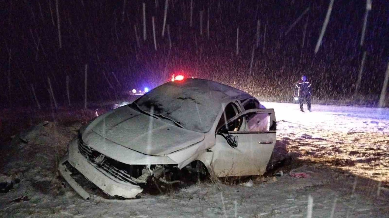 Çorum’da kar yağışı kazayı beraberinde getirdi: 7 yaralı
