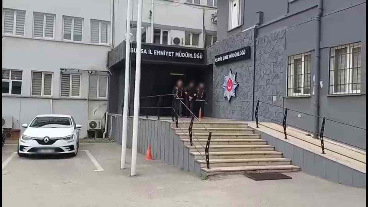 72 saatlik kamera incelendi, aranan şahıslara baskın yapıldı : 3 kişi yakalandı
