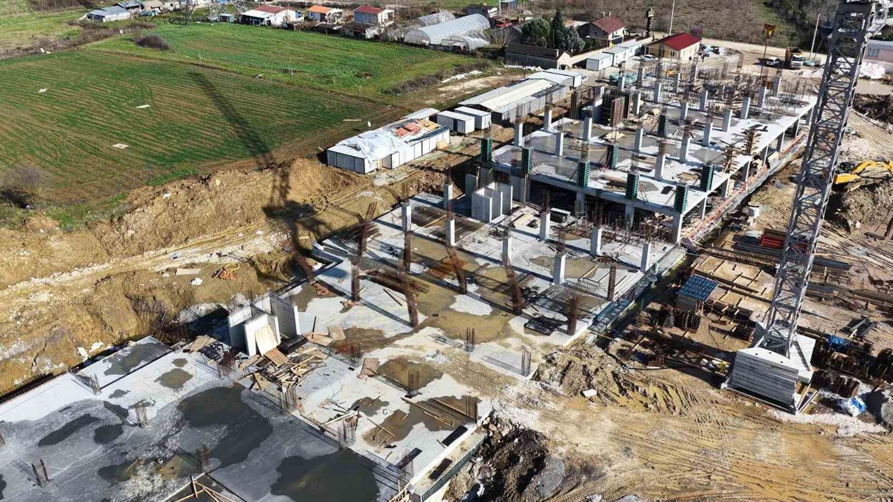 Büyükakın: "Kocaelispor’umuzu Avrupa standartlarında bir tesise kavuşturacağız"
