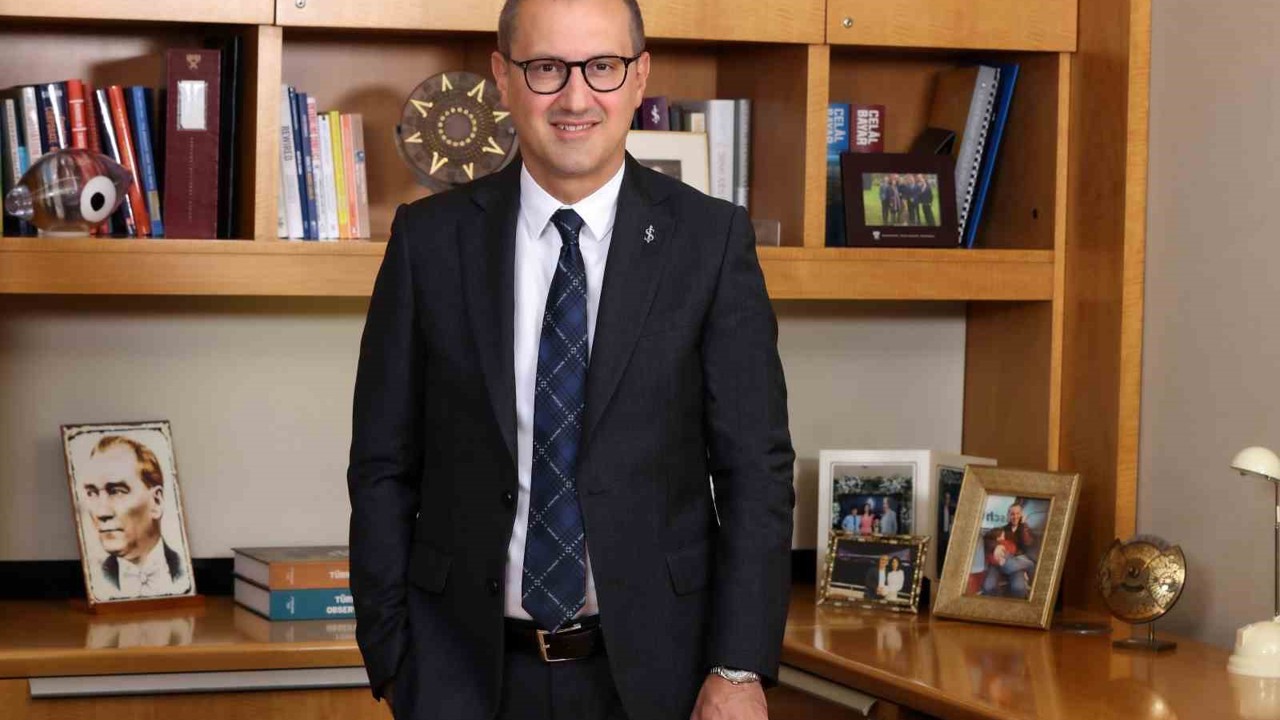 İş Bankası yeni sadakat programı İş Black’i duyurdu
