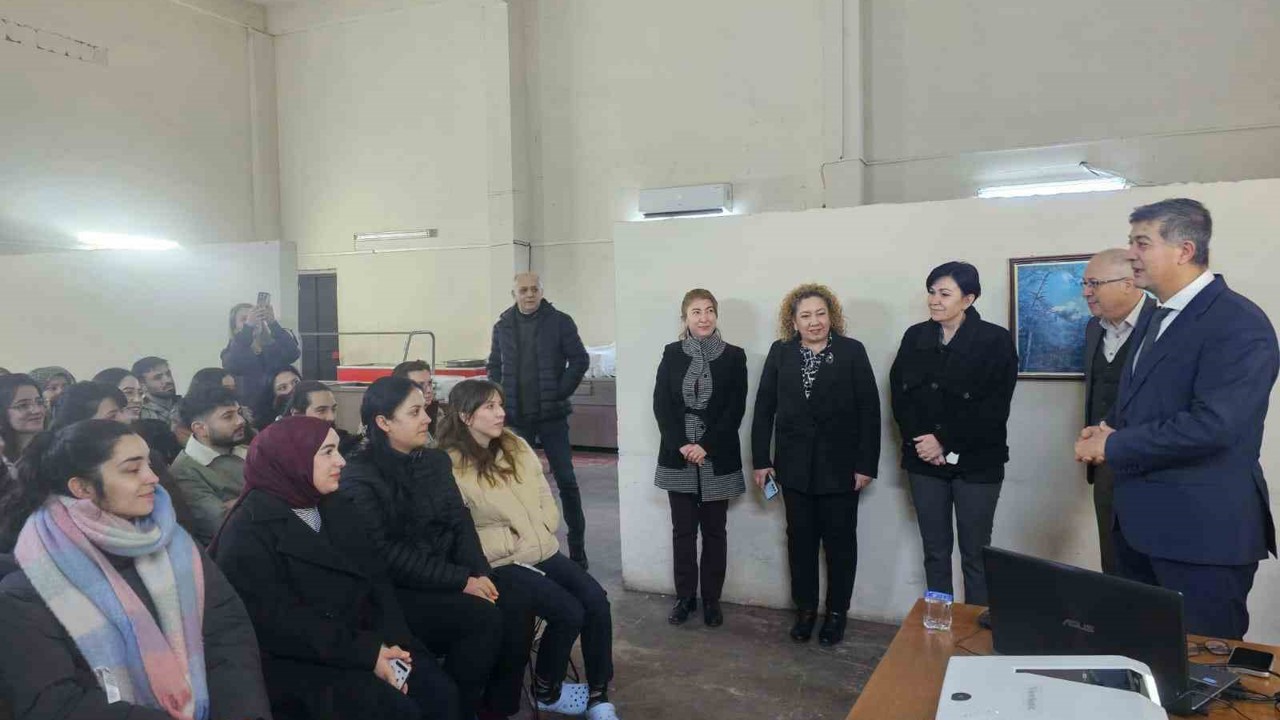 Aydın Atatürk Devlet Hastanesi’nde sağlık kadrosuna uyum eğitimi
