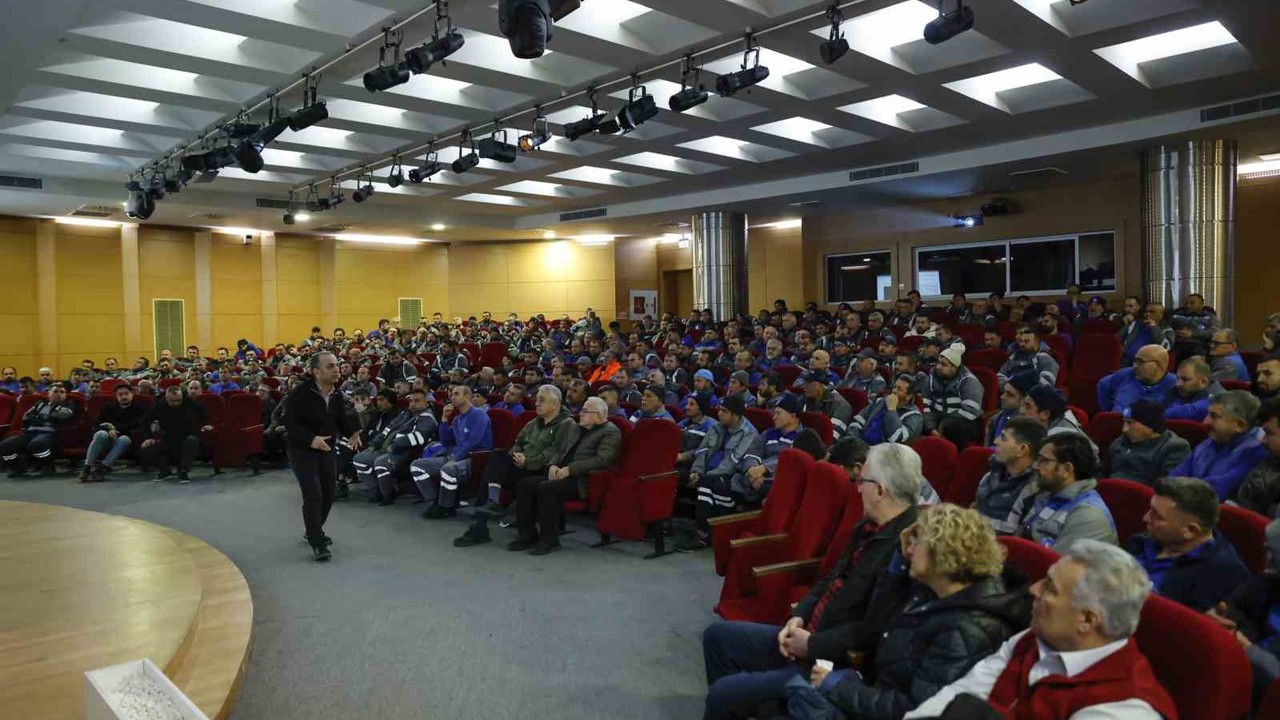Büyükşehir’den ilaçlama personeline biyosidal ürün kullanımı eğitimi
