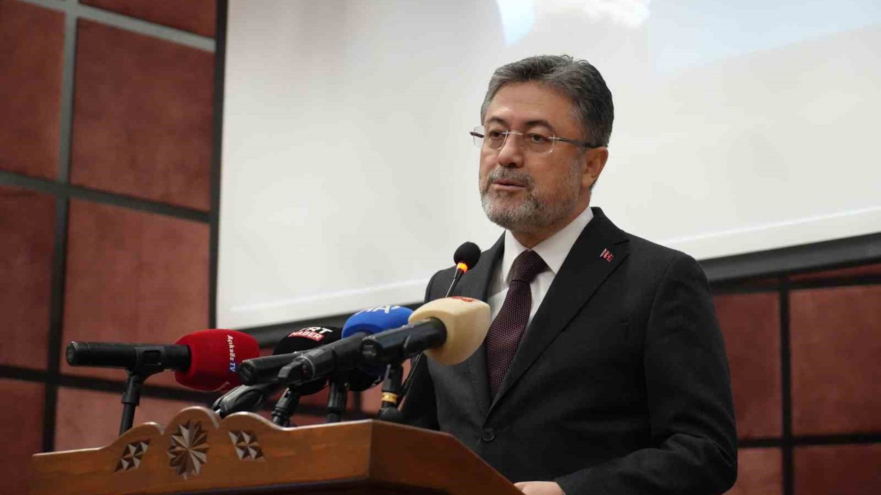 Tarım ve Orman Bakanı İbrahim Yumaklı’dan CHP’li belediyelere su eleştirisi:
