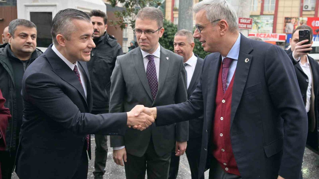 Bakan Memişoğlu’nun katıldığı toplantıda Esenyurt’taki sağlık yatırımları ele alındı
