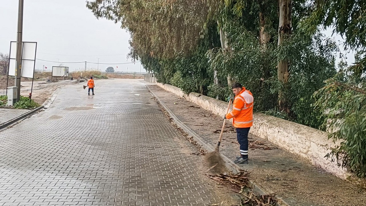 Efeler Belediyesi’nde yağmur mesaisi
