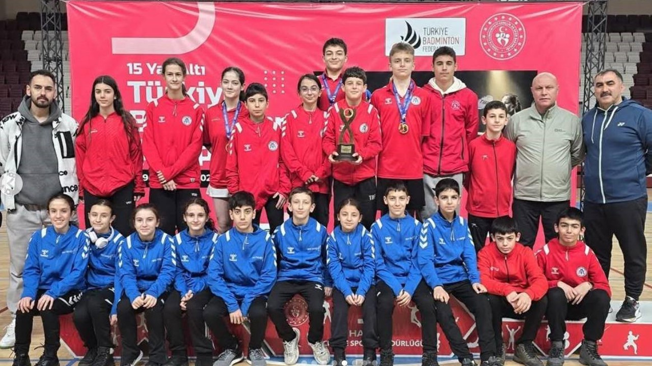 Badminton’da Erzincan rüzgârı: 3 şampiyonluk, 1 ikincilik

