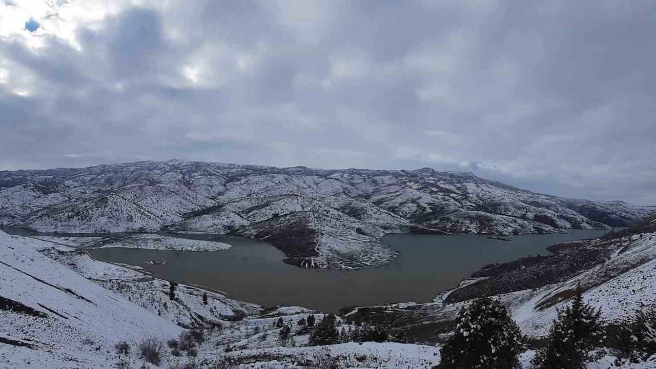 Bozkır Barajı’nda su seviyesi yağışlarla hızla yükseliyor
