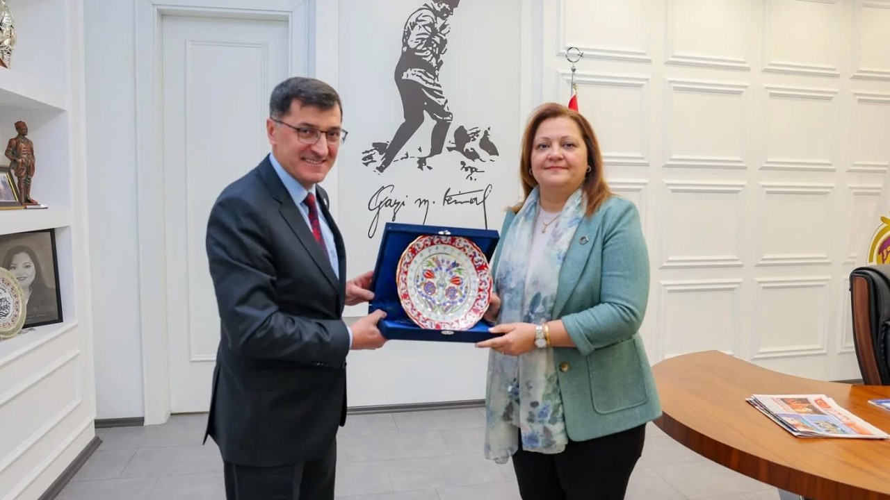 Yerel yönetimlerde sosyal belediyecilik çalışmaları değerlendirildi
