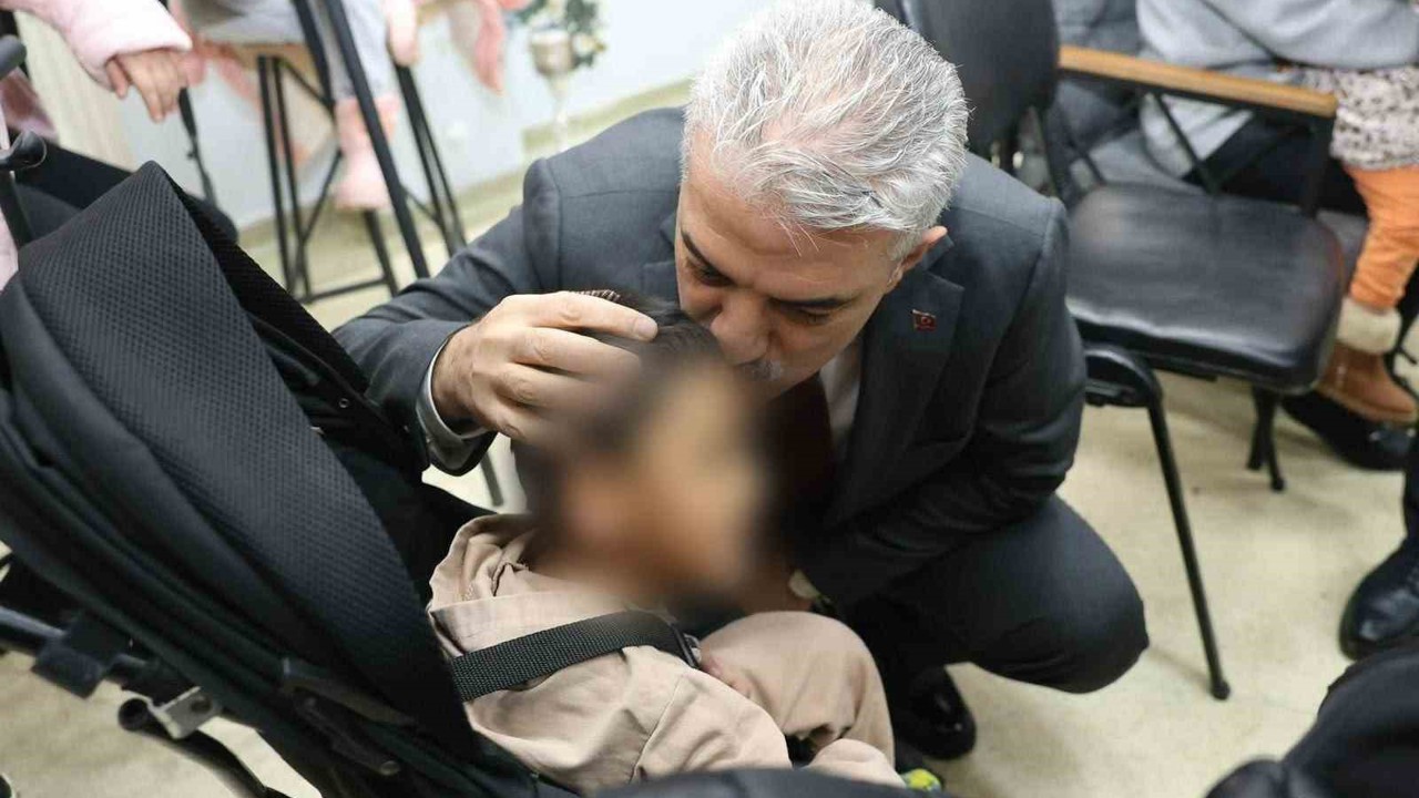 Makas ailesi sevgi evlerindeki çocuklarla bir araya geldi
