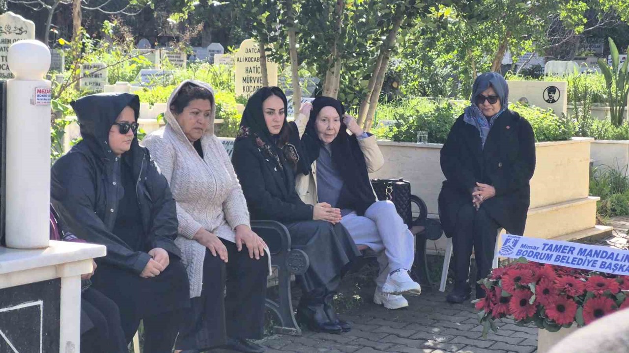 Usta oyuncuya büyük vefasızlık: Yeşilçam’ın yıldızı 10 kişiyle anıldı
